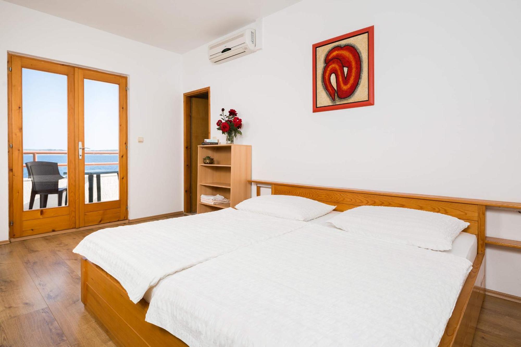 Hotel Pansion Marjan Zavala Pokoj fotografie